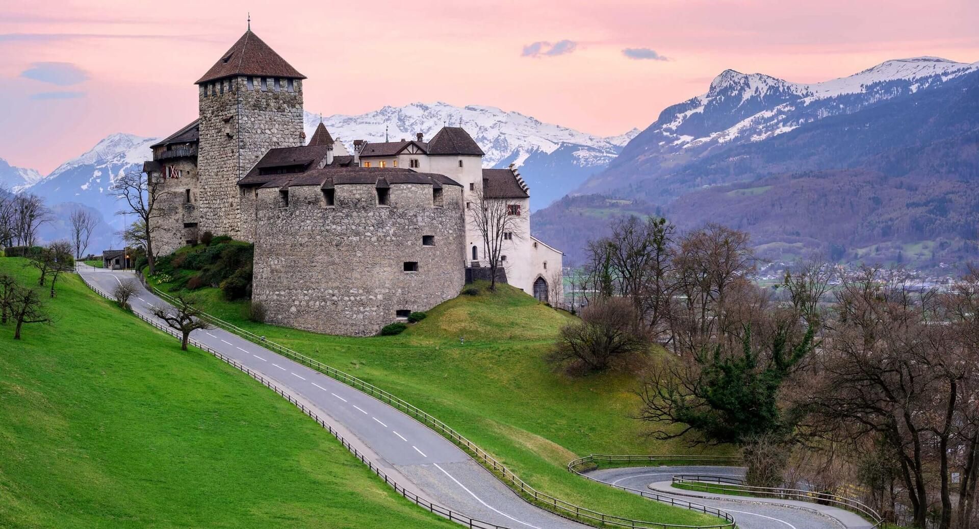 '-' Liechtenstein 